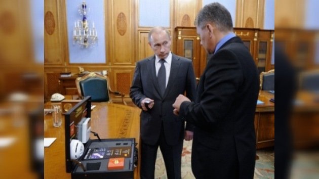 Primer ministro ruso aprobó sistema de pulseras de alarma