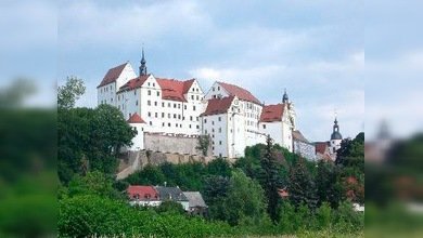 Noche a lo nazi: un campo de prisioneros de guerra en Alemania se transforma en hotel