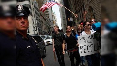 San Diego, indignada: la Policía dispersa a los manifestantes con gases lacrimógenos