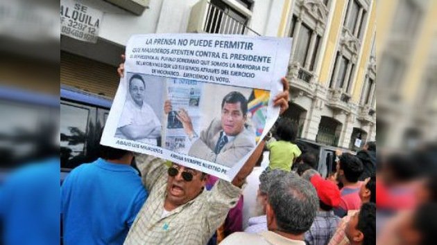 El presidente Correa gana la demanda por injurias contra el mayor diario de Ecuador 