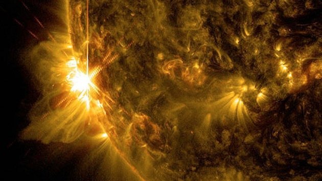 Se registran dos erupciones en el Sol capaces de afectar las comunicaciones en la Tierra