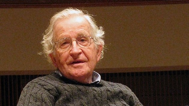 Noam Chomsky: El auge del Estado Islámico se debe al "martilleo" de EE.UU. en Irak