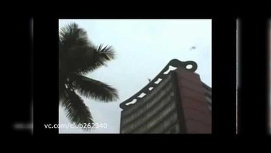 Video extremo: Andar bicicleta al borde de un abismo