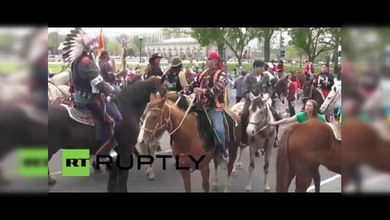 Indígenas americanos protestan contra el oleoducto Keystone XL en Washington