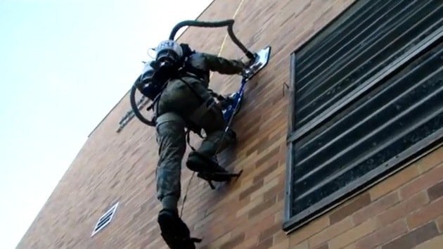 Video: Aspiradora 'spiderman' irá a los comandos de EE. UU.