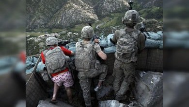 Levantan restricciones para militares gay