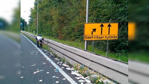 En una carretera de Holanda cae un 'maná'... en efectivo