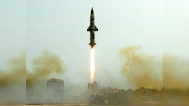 India prueba con éxito un misil interceptor