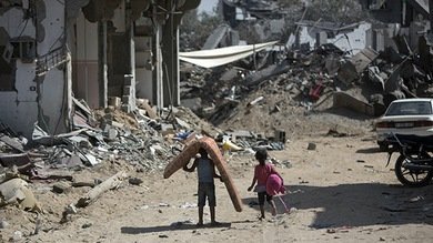 VIDEO: Soldados israelíes atacan con gases a niños palestinos