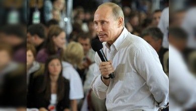 Putin acusa a EE. UU. de "parasitar" la economía mundial