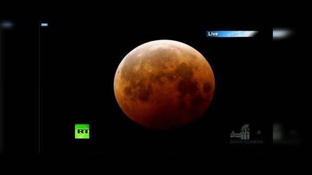 Timelapse de la 'luna sangrante': el eclipse total lunar en 2 minutos