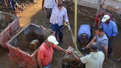 Hallan una estatua del Can Cerbero de tres cabezas cerca de 'las puertas del infierno' en Turquía