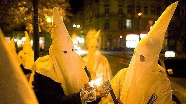 Soprendente anuncio: ¿Adiós al Ku Klux Klan racista?