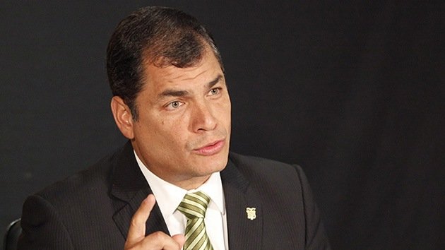 Correa llama a los ecuatorianos de España a "rebelarse" contra los desahucios