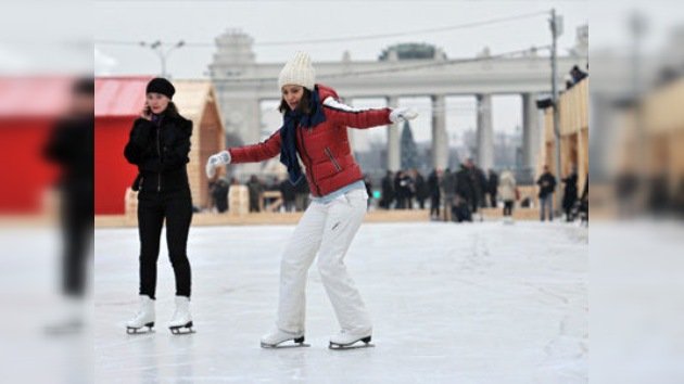 Abre sus puertas la pista de patinaje más grande de Europa, en Moscú
