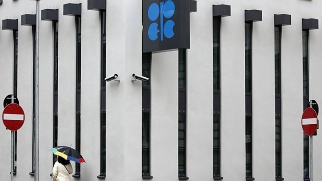 Ante la cumbre de la OPEP, Venezuela y Rusia defienden recuperar el precio del petróleo
