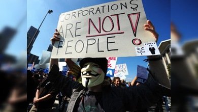 Las máscaras de Guy Fawkes, un nuevo símbolo de los tiempos de crisis