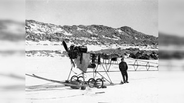 Descubren en la Antártida los restos de un avión de 1911