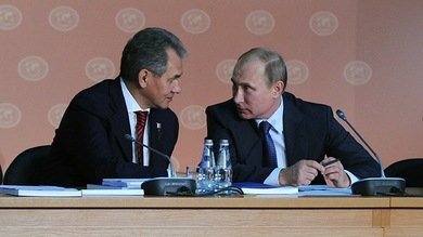 Rusia: Podrían obligar a gobernadores a tomar cursos de capacitación militar