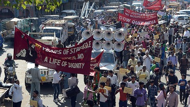 30 años después del peor desastre industrial de la historia, India sigue pidiendo justicia