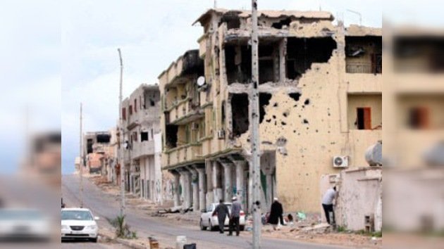 La OTAN aplica en Libia la "receta iraquí": bombardear primero, reconstruir después