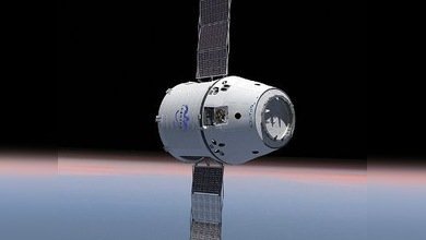 El lanzamiento de la nave privada estadounidense Dragon se queda en el aire