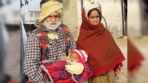 Un campesino hindú, padre por primera vez a los 94 años