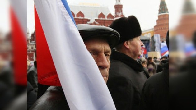 Las calles de Moscú se llenan de partidarios y opositores a Putin