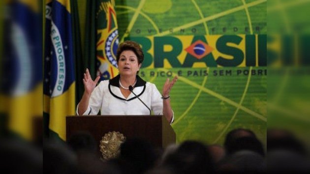 Mandataria brasileña alcanzó en marzo su nivel más alto de popularidad