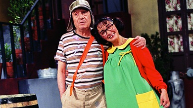 Video: 'La Chilindrina' rompe a llorar al recordar a 'Chespirito' durante una actuación