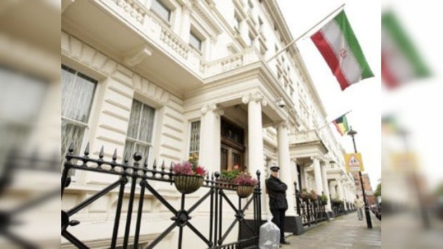 Londres congela las relaciones diplomáticas con Irán