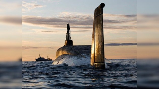 Dos misiles de prueba lanzados desde un submarino surcan Rusia en toda su extensión
