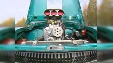 La moda vintage en Rusia: a "recalentar" los motores de los autos antiguos