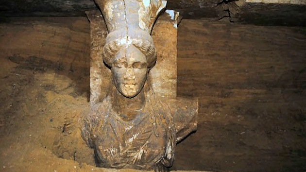 Desvelan el secreto de una gran tumba de la época de Alejandro Magno hallada en Grecia