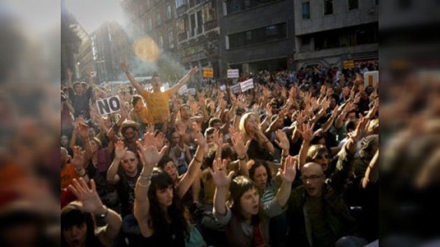 Los "indignados" regresan a la madrileña Puerta del Sol
