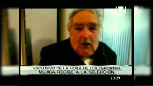 Mujica, sin pelos en la lengua: Insulta duramente a la FIFA por la sanción a Suárez