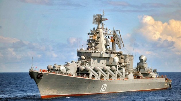 El crucero de misiles Moskvá asume el mando de la escuadra rusa cerca de Siria