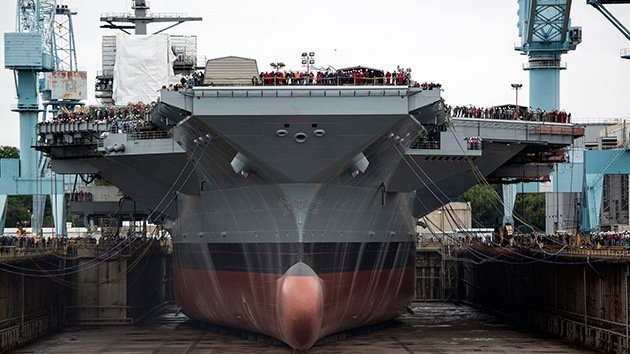 La Armada de EE.UU. fleta su nave más cara, el portaaviones nuclear USS Gerald R. Ford