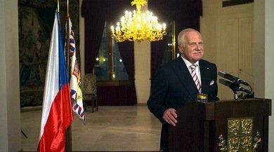 Exlíder checo: La propaganda antirrusa de Occidente es ridícula