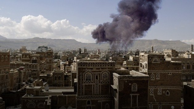 Un atentado suicida deja decenas de víctimas mortales en Yemen