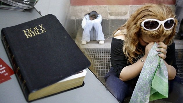 Jimmy Carter: Los abusos contra mujeres y niñas se justifican en nombre de la Biblia y el Corán