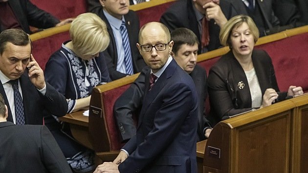 El Gobierno autoproclamado de Ucrania "buscará refugio en Occidente en 2014"