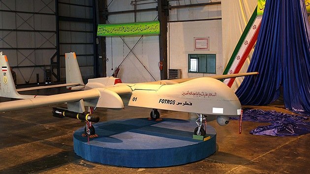 Irán presentó un nuevo avión no tripulado capaz de alcanzar Israel