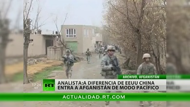 China tiende la mano a Afganistán