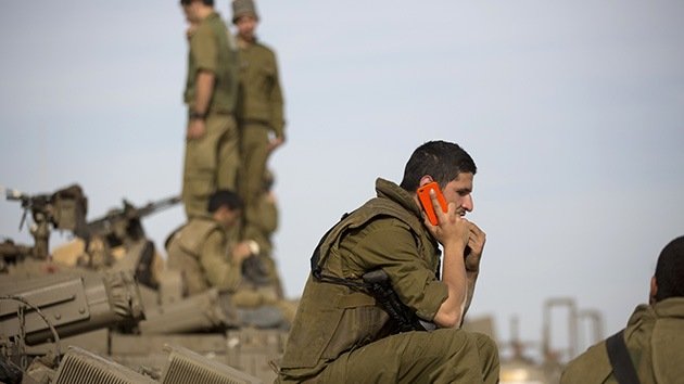 Los israelíes recurren a sus móviles para salvarse de los proyectiles de Hamás