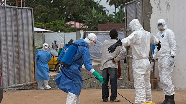 "La costumbre de besar a los muertos no ayuda a controlar el ébola en África"
