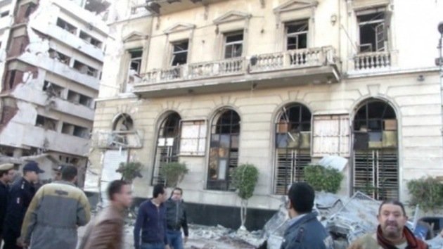 Al menos cuatro muertos en la explosión de un coche bomba en El Cairo
