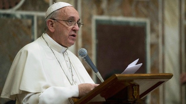 El papa anima a las madres a amamantar a sus bebés en público, incluso en las iglesias