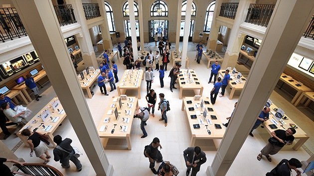 Roban una tienda de Apple en París y se llevan un millón de euros en material