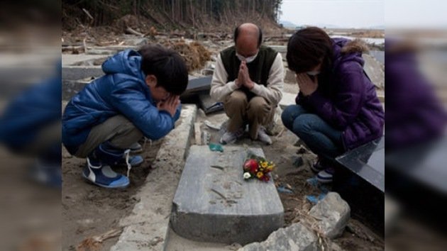 Asciende a 14.294 la cifra de muertos por la catástrofe en Japón